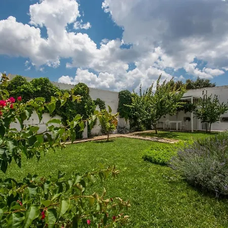 Masseria Scaledda Country house