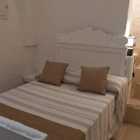 Masseria Scaledda Country house *